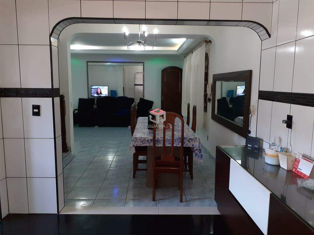 Sobrado à venda com 4 quartos, 360m² - Foto 1