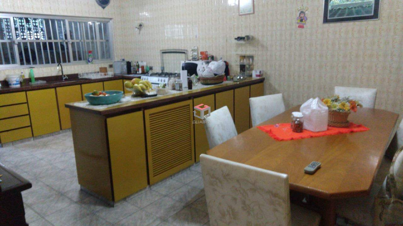 Sobrado à venda com 3 quartos, 291m² - Foto 13