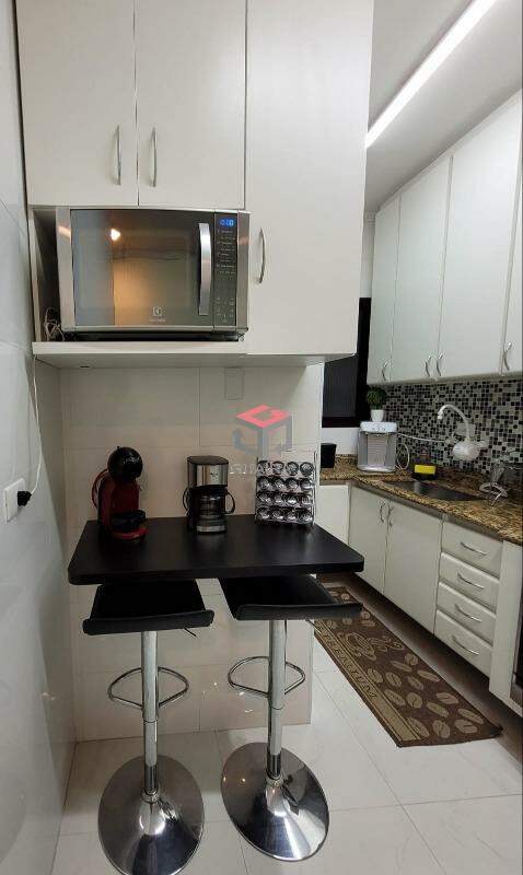 Apartamento à venda com 2 quartos, 74m² - Foto 13