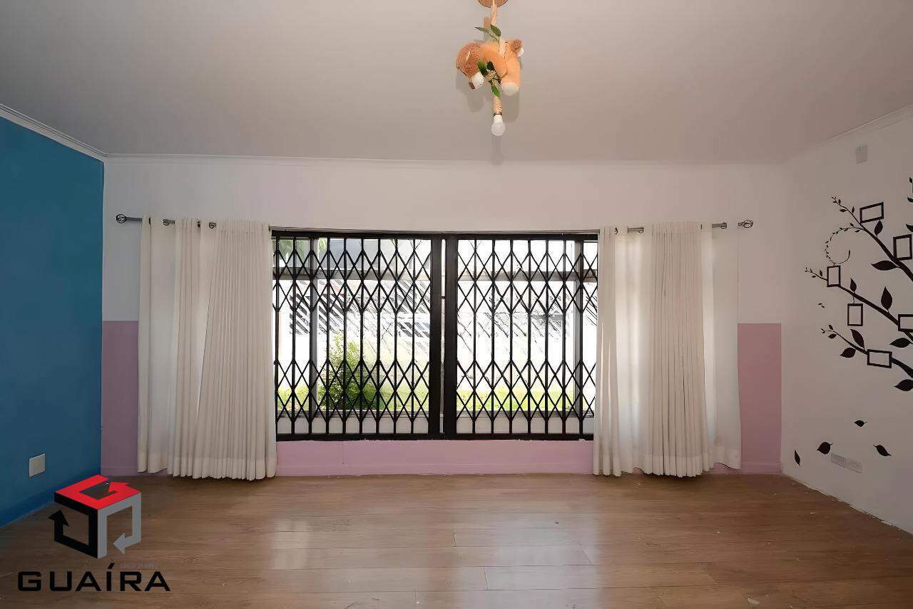 Casa à venda com 4 quartos, 193m² - Foto 1