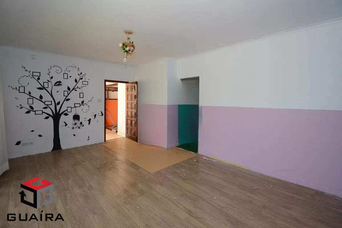 Casa à venda com 4 quartos, 193m² - Foto 2