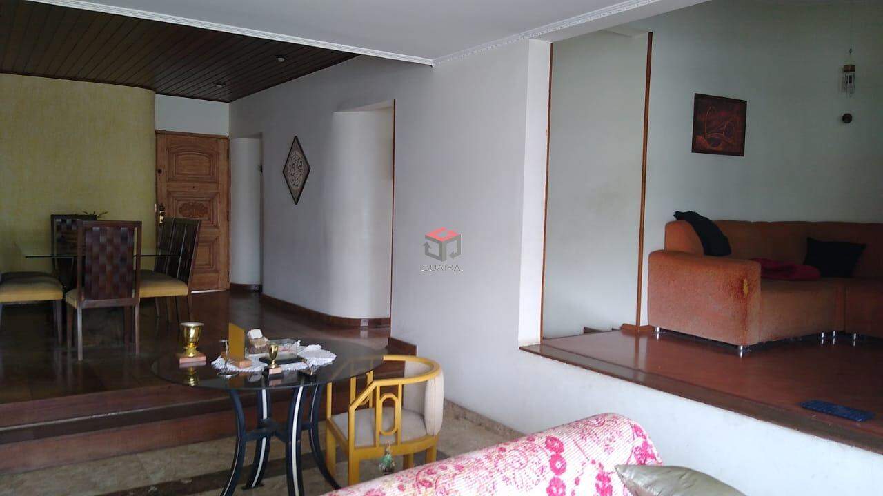 Apartamento à venda com 3 quartos, 177m² - Foto 2