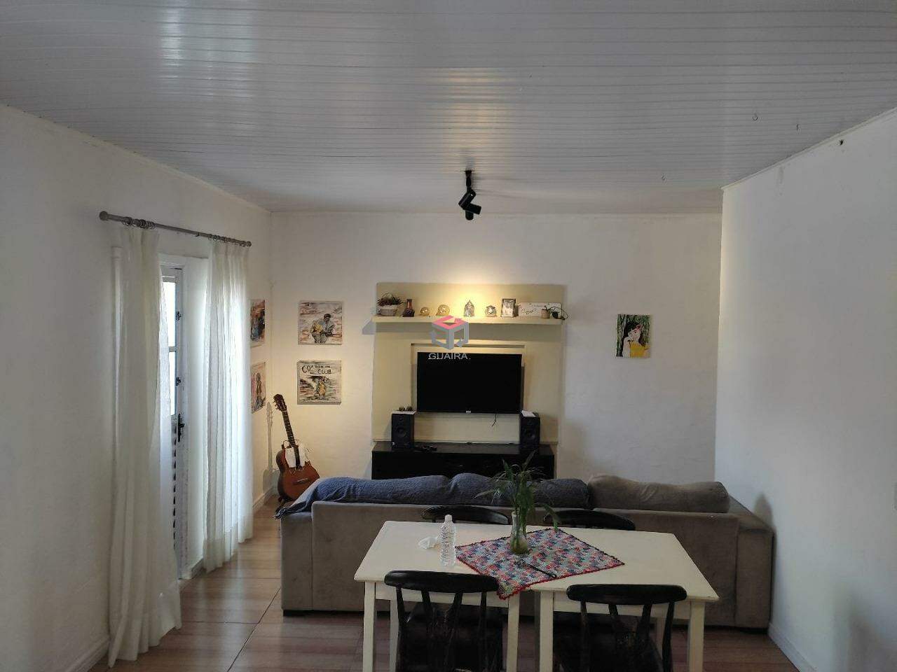 Casa à venda com 2 quartos, 360m² - Foto 2