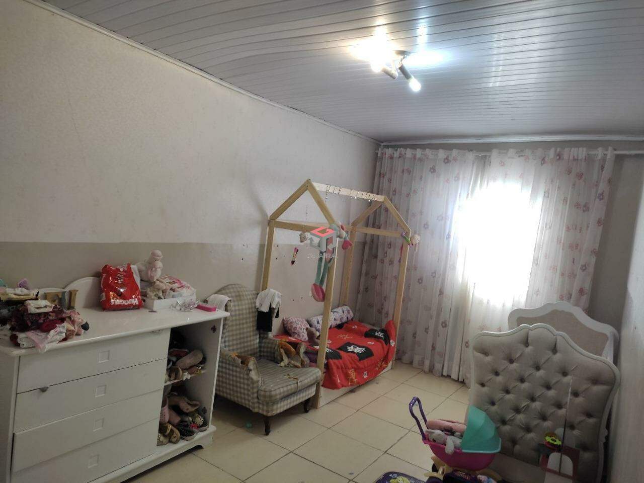 Casa à venda com 2 quartos, 360m² - Foto 9