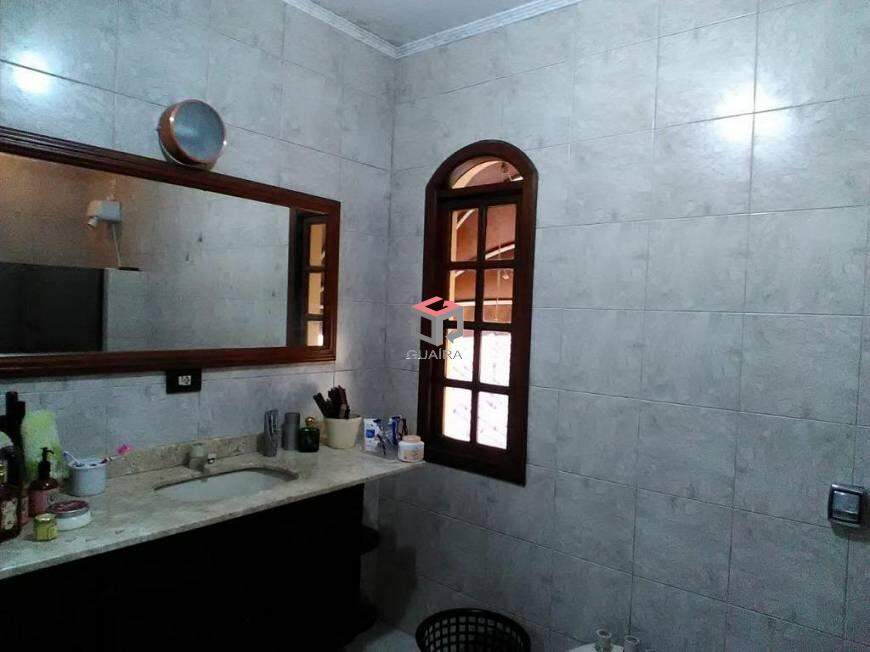 Sobrado à venda com 3 quartos, 250m² - Foto 18