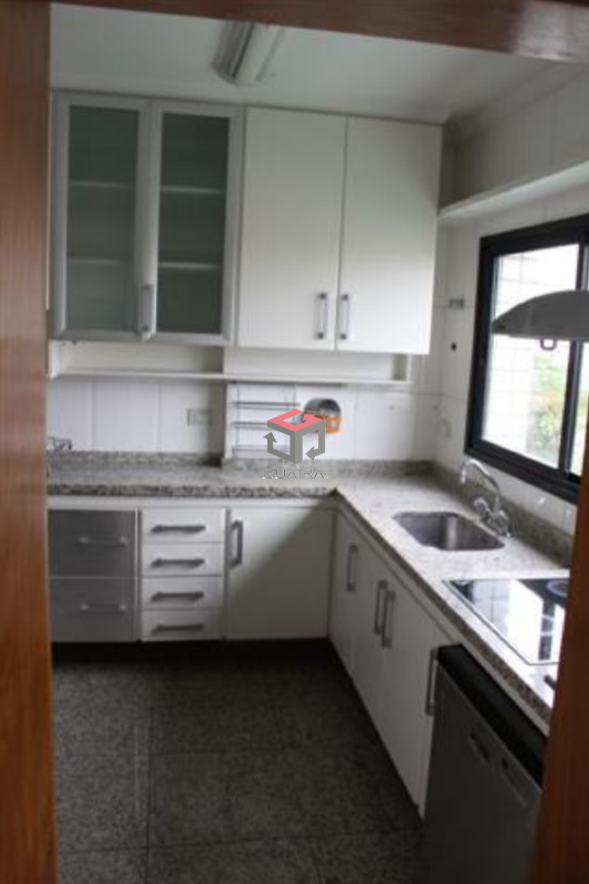 Apartamento à venda com 4 quartos, 230m² - Foto 9