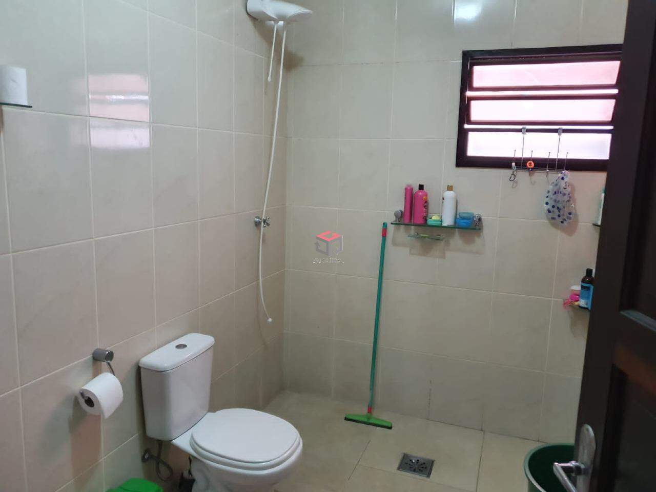 Sobrado à venda com 2 quartos, 254m² - Foto 15