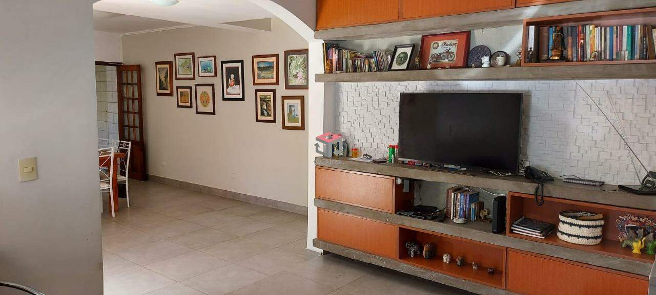 Sobrado à venda com 3 quartos, 141m² - Foto 1