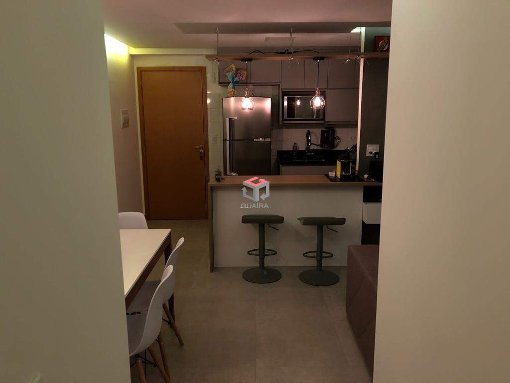 Apartamento à venda com 2 quartos, 60m² - Foto 4