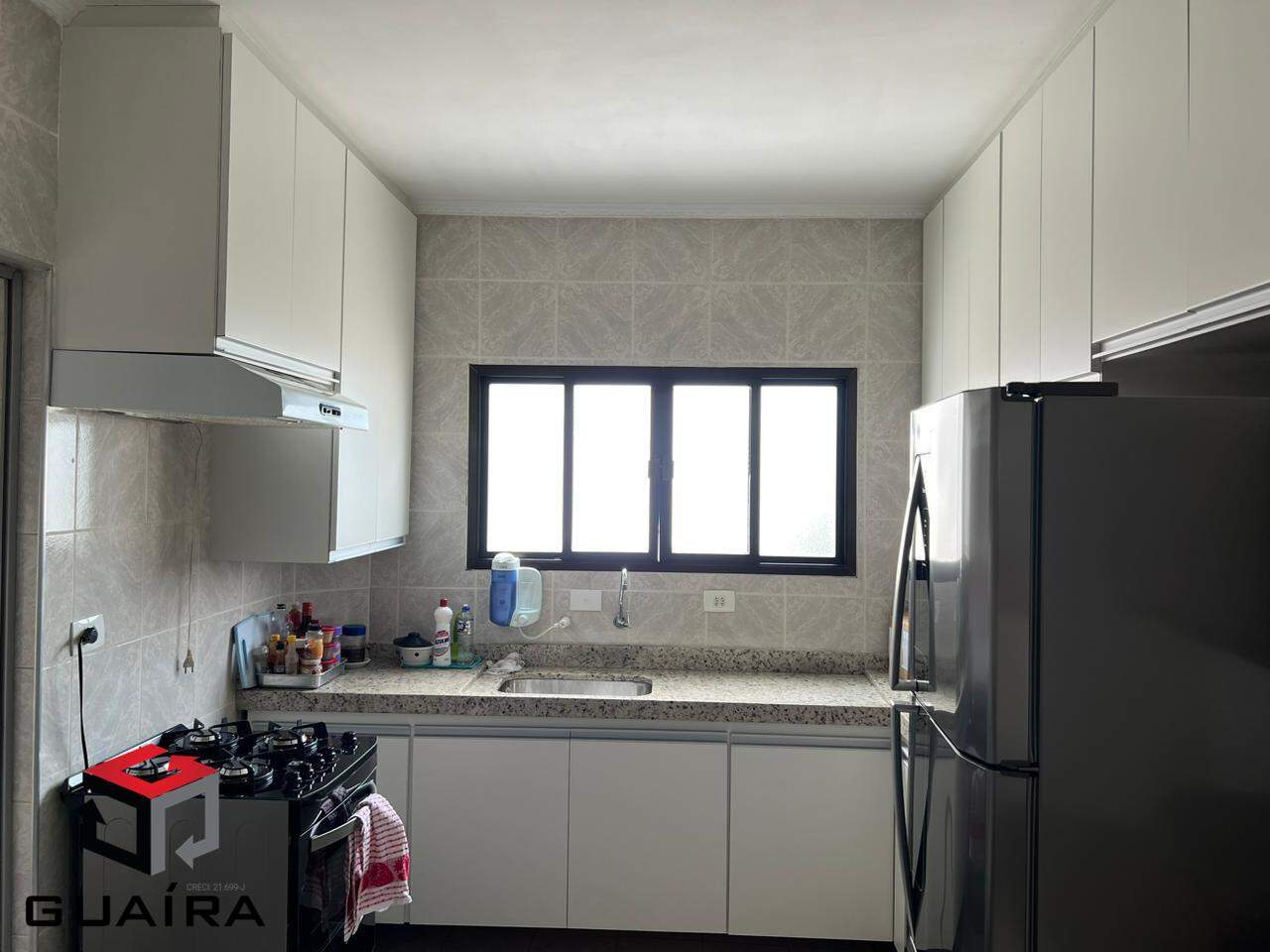 Apartamento à venda com 2 quartos, 66m² - Foto 3