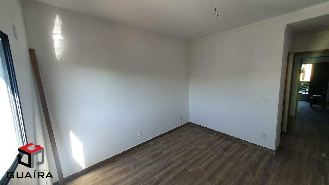 Sobrado à venda com 2 quartos, 87m² - Foto 4