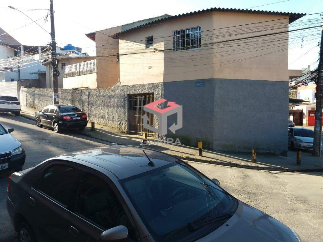 Sobrado à venda com 2 quartos, 430m² - Foto 1