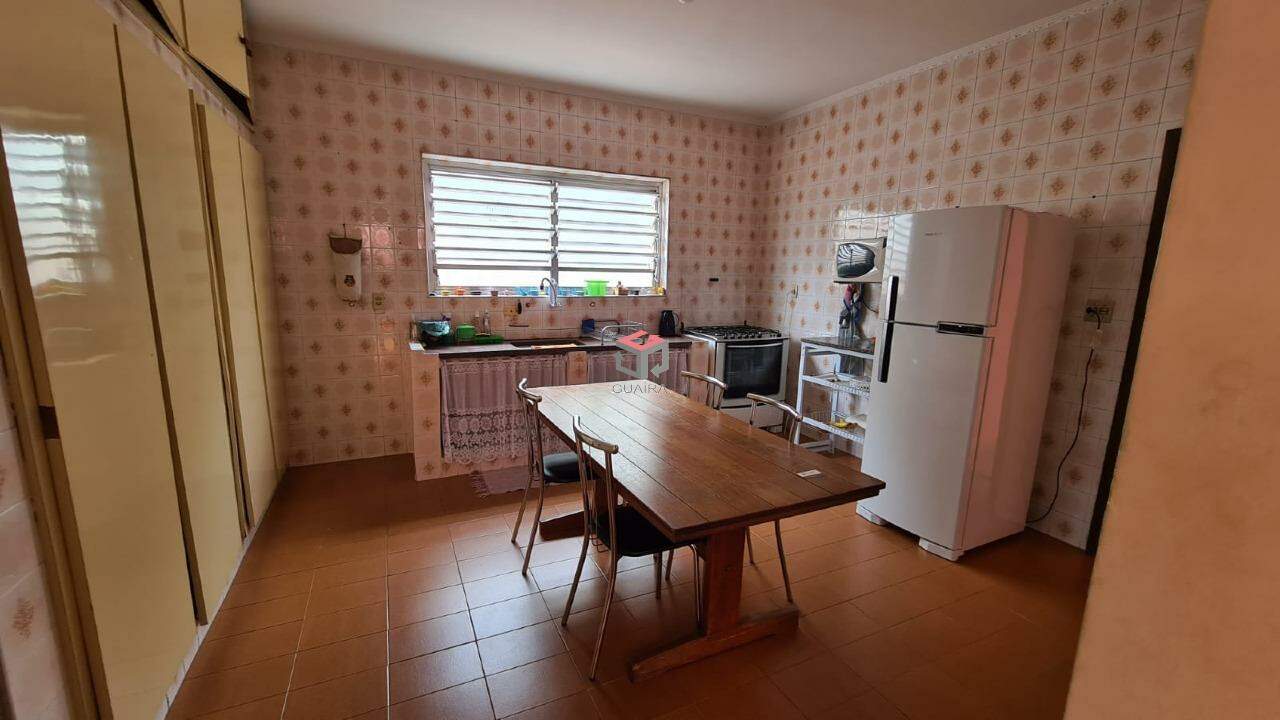 Casa à venda com 4 quartos, 224m² - Foto 10