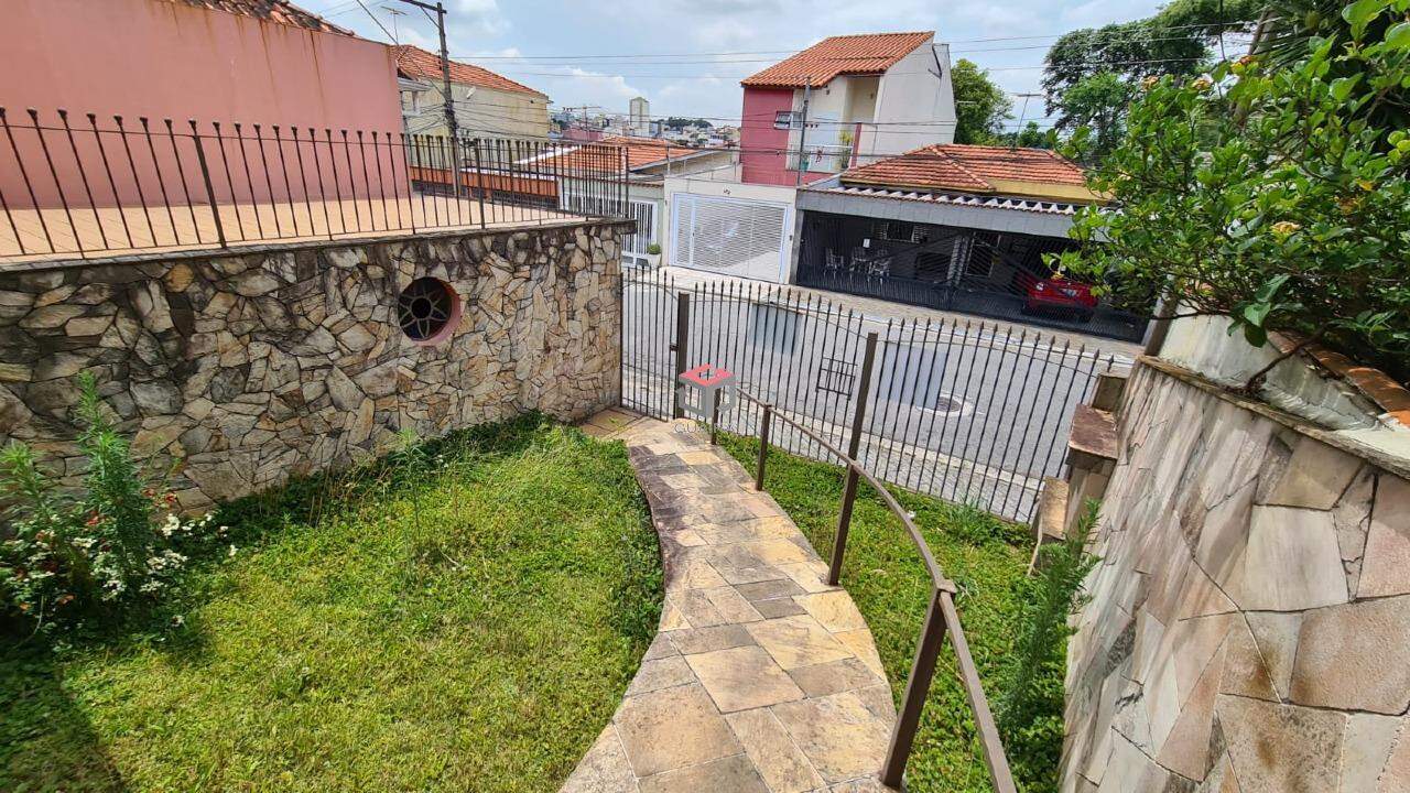 Casa à venda com 4 quartos, 224m² - Foto 3