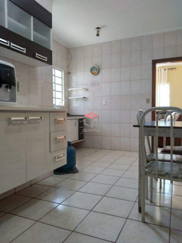 Sobrado à venda com 2 quartos, 136m² - Foto 13