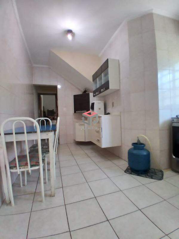 Sobrado à venda com 2 quartos, 136m² - Foto 12