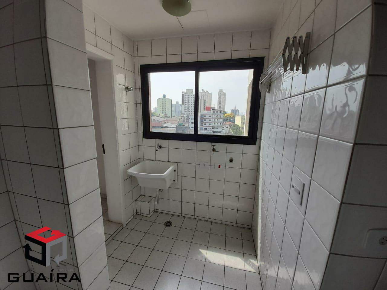 Apartamento à venda com 2 quartos, 69m² - Foto 4