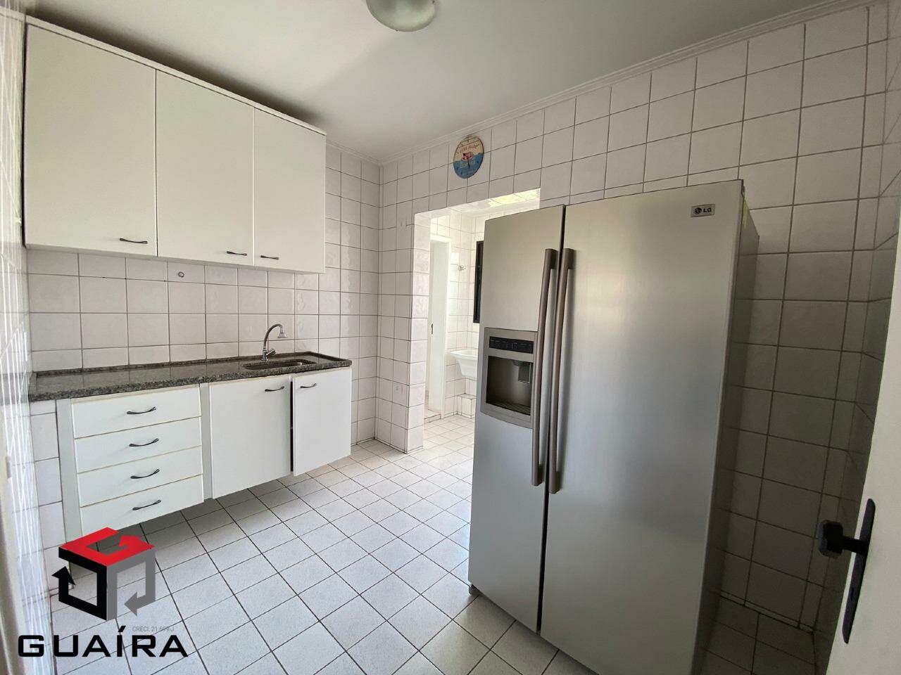 Apartamento à venda com 2 quartos, 69m² - Foto 3