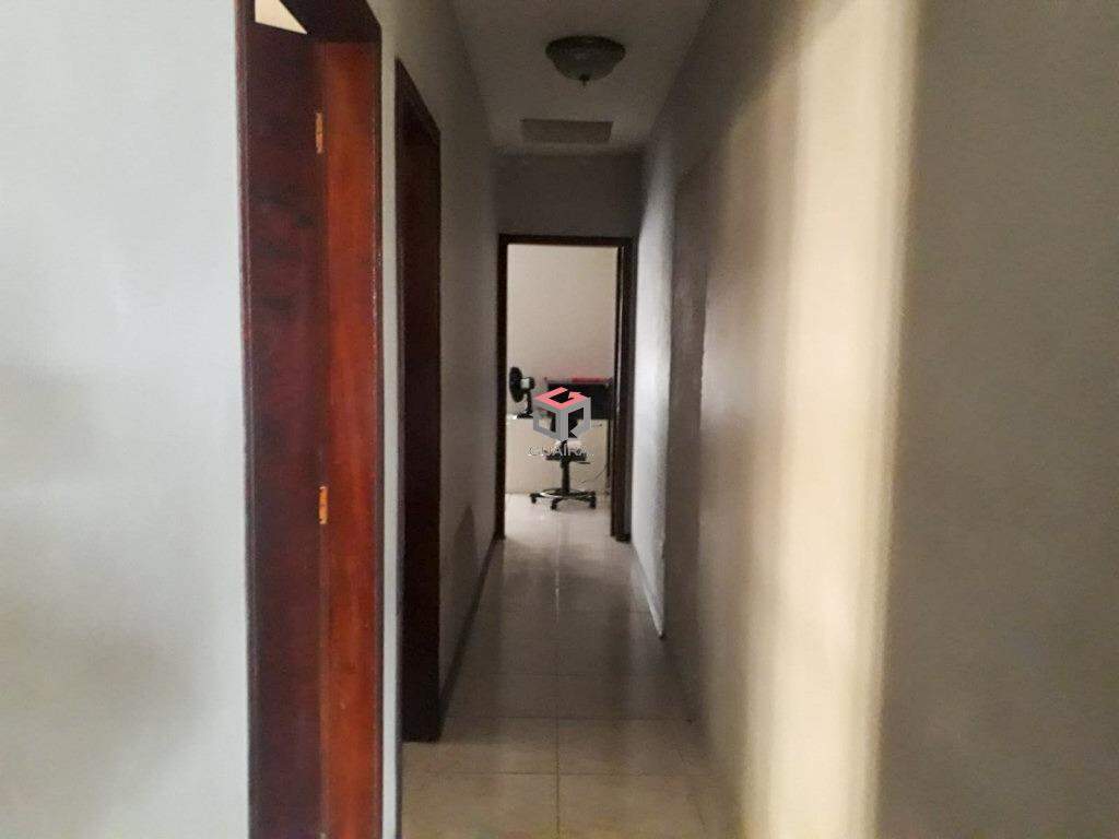 Casa à venda com 3 quartos, 320m² - Foto 5