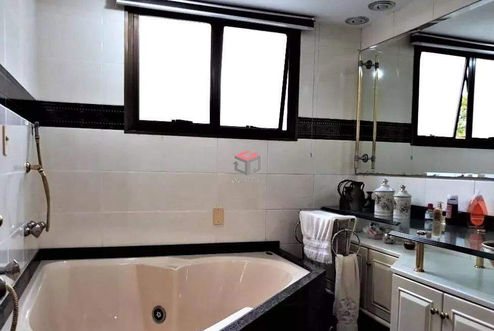 Apartamento à venda com 4 quartos, 230m² - Foto 12