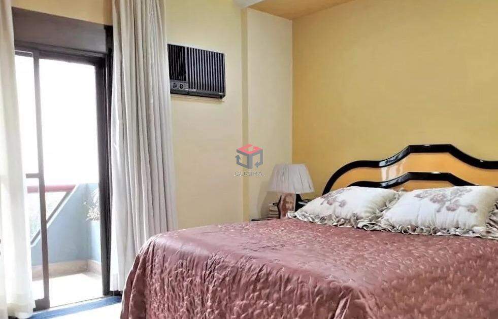 Apartamento à venda com 4 quartos, 230m² - Foto 6