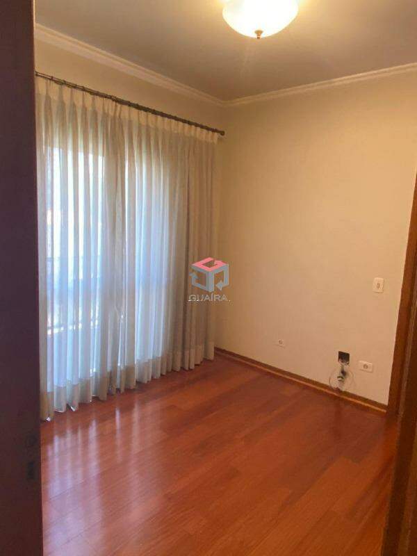 Apartamento à venda com 3 quartos, 150m² - Foto 6