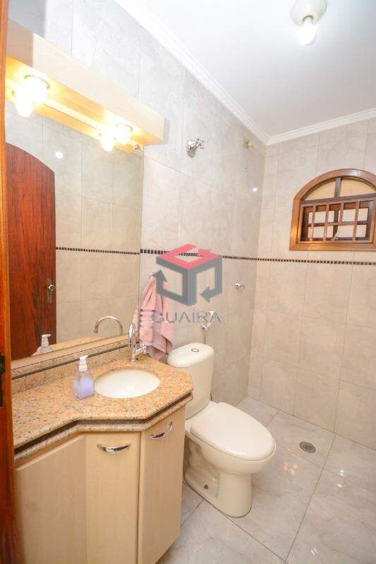 Sobrado à venda com 2 quartos, 231m² - Foto 25