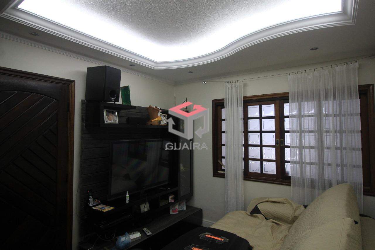 Sobrado à venda com 4 quartos, 184m² - Foto 2