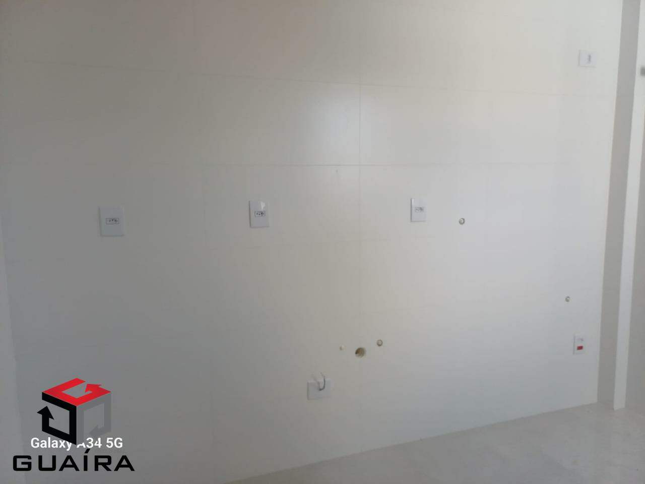 Apartamento à venda com 2 quartos, 44m² - Foto 4