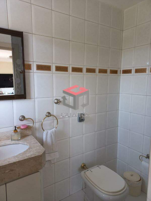 Apartamento à venda com 3 quartos, 187m² - Foto 17