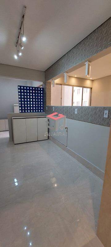 Apartamento à venda com 2 quartos, 70m² - Foto 7