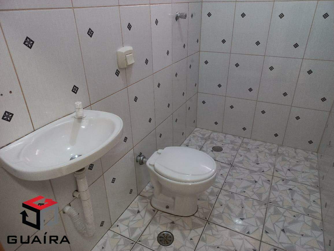 Casa para alugar com 3 quartos, 83m² - Foto 17