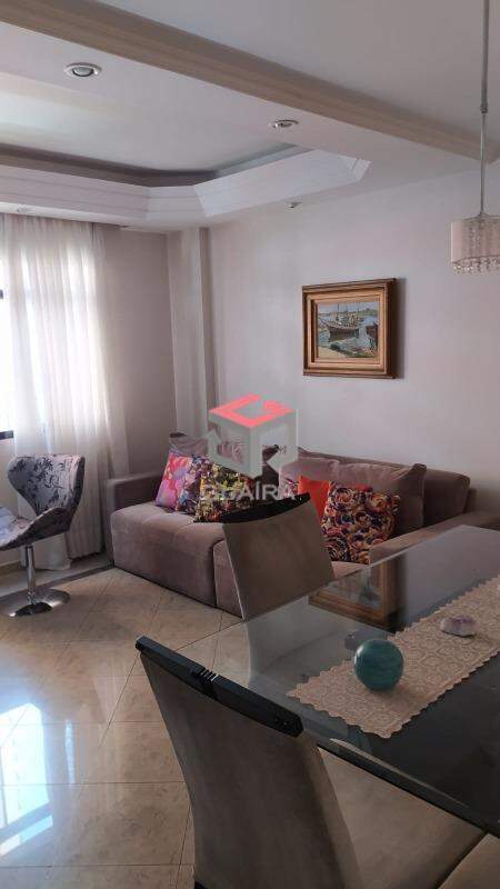 Apartamento à venda com 2 quartos, 64m² - Foto 3