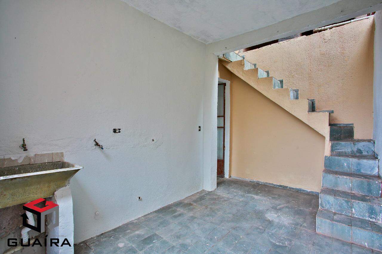 Sobrado à venda com 2 quartos, 150m² - Foto 17