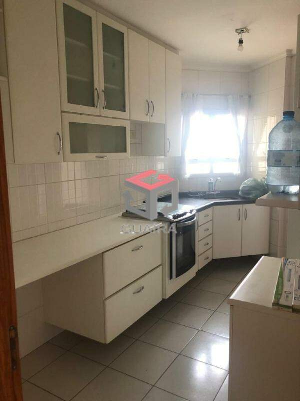 Apartamento à venda com 3 quartos, 90m² - Foto 5