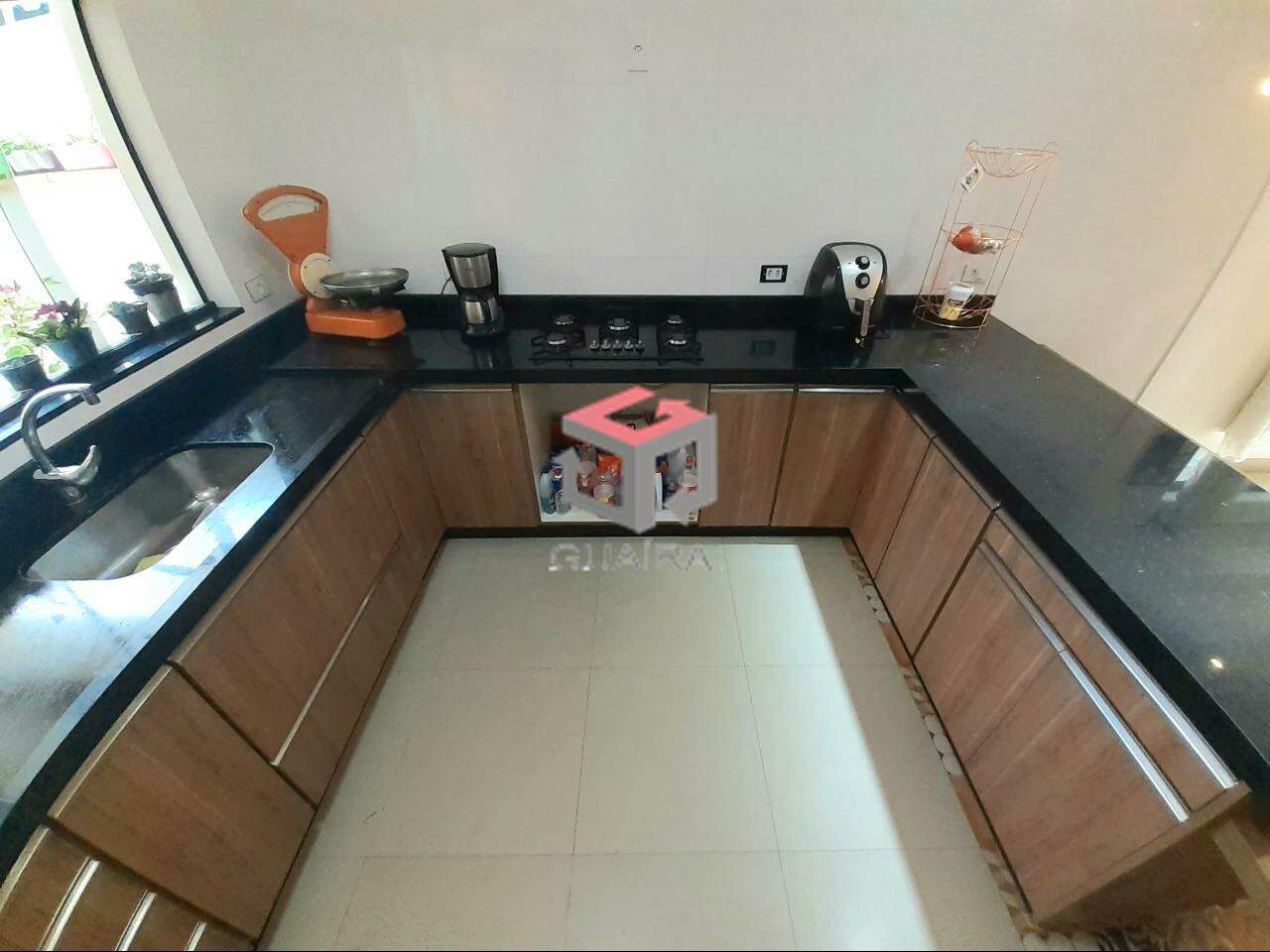 Sobrado à venda com 3 quartos, 246m² - Foto 13