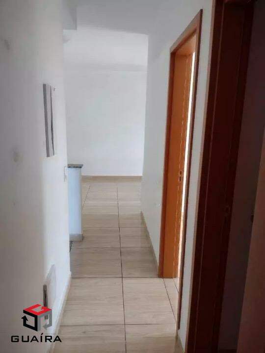 Apartamento para alugar com 2 quartos, 64m² - Foto 4