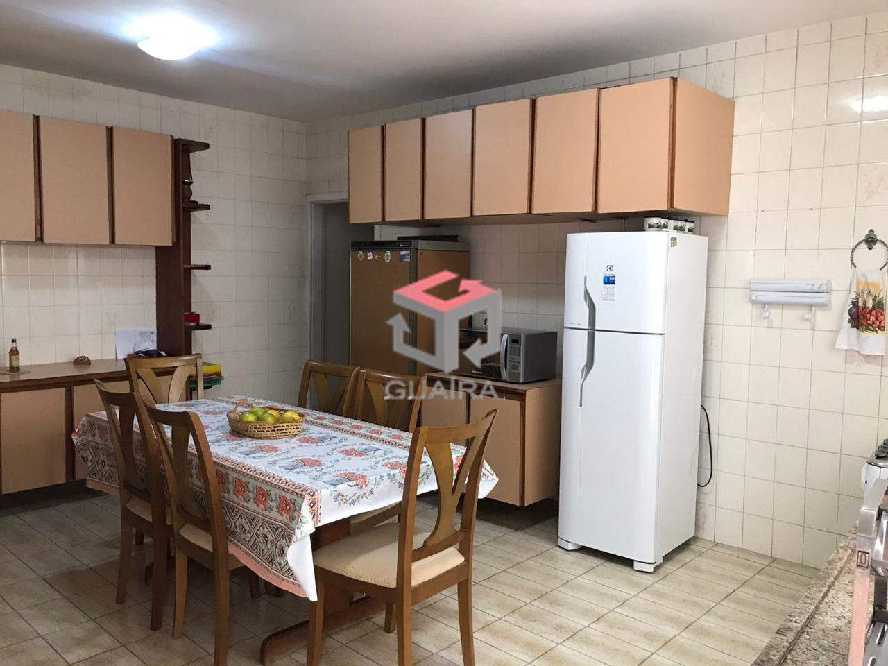 Casa à venda com 2 quartos, 302m² - Foto 15