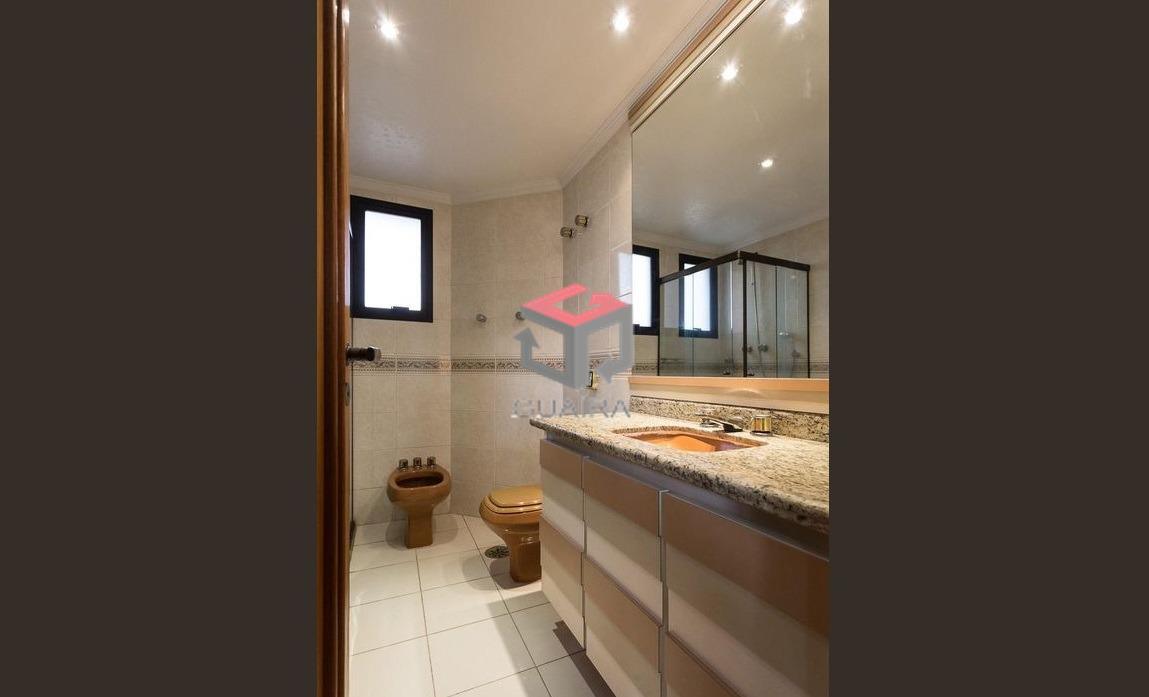 Apartamento à venda com 4 quartos, 235m² - Foto 20