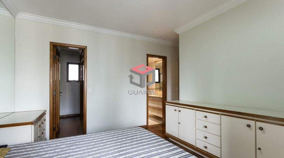 Apartamento à venda com 4 quartos, 235m² - Foto 11