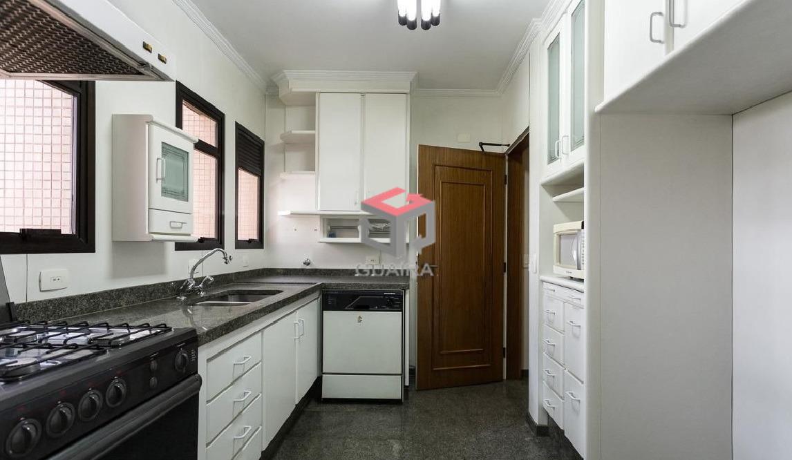 Apartamento à venda com 4 quartos, 235m² - Foto 5