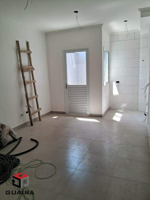 Apartamento à venda com 2 quartos, 44m² - Foto 2