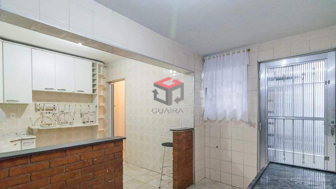 Casa à venda com 2 quartos, 90m² - Foto 9