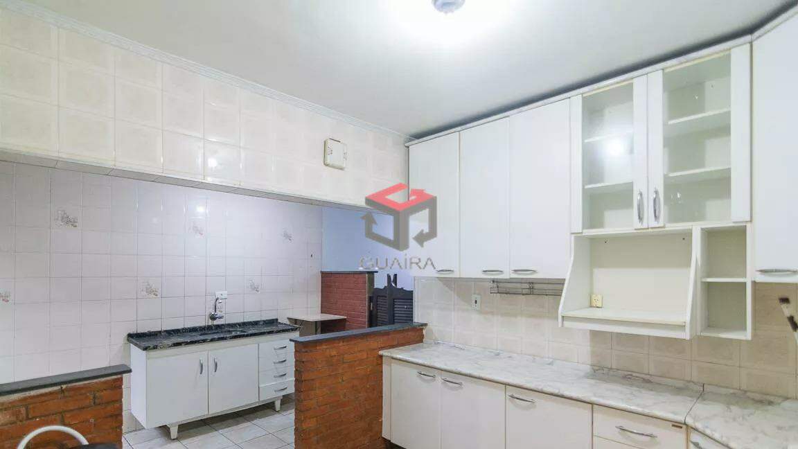 Casa à venda com 2 quartos, 90m² - Foto 10