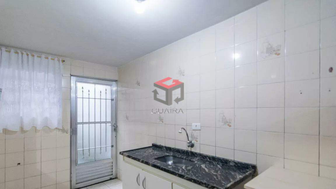 Casa à venda com 2 quartos, 90m² - Foto 12