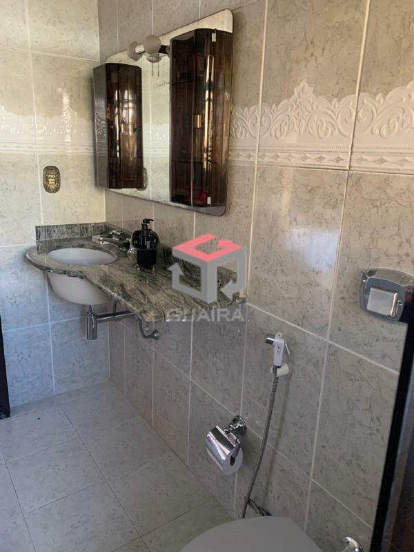 Sobrado à venda com 4 quartos, 248m² - Foto 19