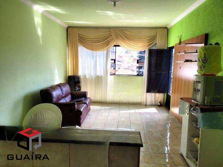 Sobrado à venda com 3 quartos, 180m² - Foto 1