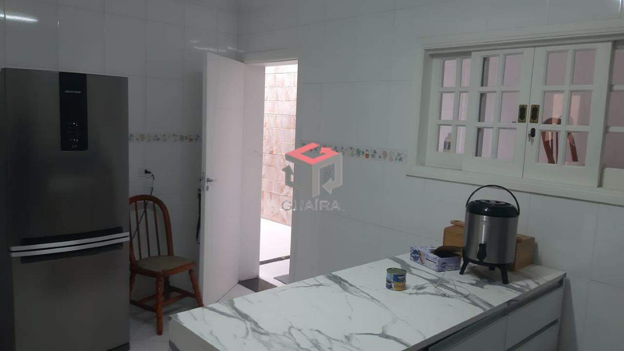 Sobrado à venda com 4 quartos, 230m² - Foto 11