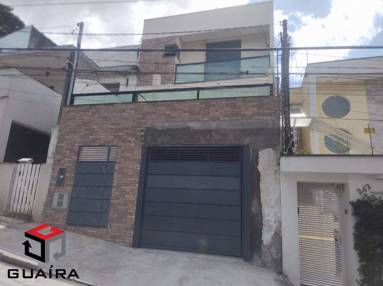 Sobrado à venda com 3 quartos, 172m² - Foto 1