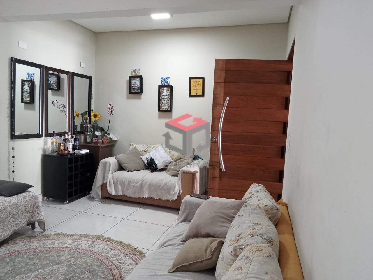 Casa à venda com 2 quartos, 147m² - Foto 1